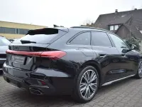 Gebraucht Audi A5 S-Line 204 PS (150 kW) 2025 Schwarz (mythosschwarz metallic) Kombi