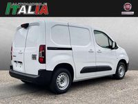 Gebraucht Fiat Doblò 102 PS (75 kW) 2024 Weiß Van / Kleinbus