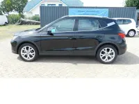 Gebraucht Seat Arona FR-Line 110 PS (80 kW) 2023 Mitternachtsschwarz y9tschwarz SUV