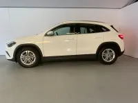 Gebraucht Mercedes GLA200 163 PS (119 kW) 2026 Unilack polarweiß SUV