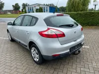 Gebraucht Renault Mégane III 101 PS (74 kW) 2010 Silber Limousine
