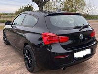 Gebraucht BMW 116 109 PS (80 kW) 2016 Schwarz Kleinwagen
