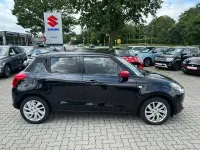 Gebraucht Suzuki Swift Comfort 83 PS (61 kW) 2021 Super black pearl metallic (metallic) Kleinwagen