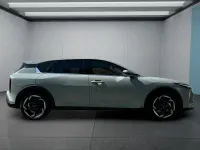 Neu Kia K4 Spirit 150 PS (110 kW) 2026 Grau Kleinwagen