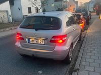 Gebraucht Mercedes B170 116 PS (85 kW) 2005 Silber Van / Kleinbus