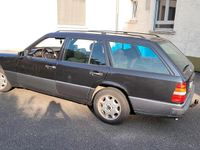 Gebraucht Mercedes 200 118 PS (86 kW) 1992 Grau Kombi