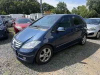 Gebraucht Mercedes A180 109 PS (80 kW) 2011 Blau Kleinwagen