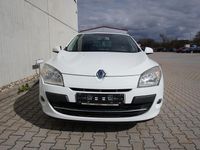Gebraucht Renault Mégane 110 PS (80 kW) 2010 Weiß Limousine