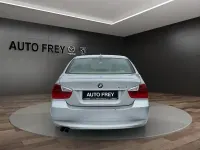 Gebraucht BMW 325 218 PS (160 kW) 2005 Titansilber Limousine