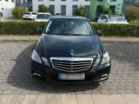 Gebraucht Mercedes E250 204 PS (150 kW) 2010 Schwarz Limousine