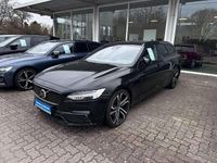 Gebraucht Volvo V90 Ultimate 197 PS (144 kW) 2022 Onyx black / metallic Kombi