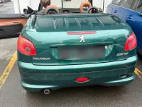 Gebraucht Peugeot 206 CC 109 PS (80 kW) 2003 Grün Cabrio