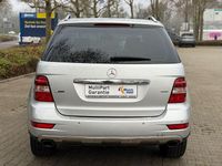 Gebraucht Mercedes ML280 190 PS (139 kW) 2009 Iridiumsilber  metalliclack SUV