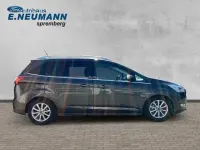 Używany Ford Grand C-Max Titanium 150 KM (110 kW) 2017 Szary Minivan