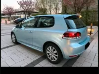 Gebraucht VW Golf VI 105 PS (77 kW) 2011 Blau Kleinwagen