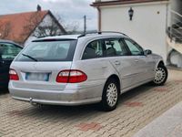 Gebraucht Mercedes E220 150 PS (110 kW) 2004 Grau Kombi