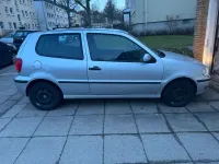 Gebraucht VW Polo Basis 60 PS (44 kW) 2000 Silber Kleinwagen