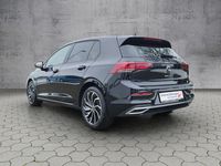 Gebraucht VW Golf VIII Active 150 PS (110 kW) 2022 Deep black perleffekt Limousine