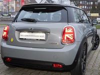 Gebraucht Mini Cooper Essential 135 kW (184 PS) 2020 Grau Kleinwagen