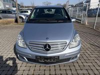 Gebraucht Mercedes B150 95 PS (69 kW) 2007 Silber Van / Kleinbus
