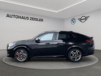 Neu BMW iX2 Performance 230 kW (313 PS) 2025 Saphirschwarz SUV