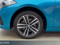 Gebraucht BMW 118 Advantage 140 PS (102 kW) 2023 Blau Kleinwagen