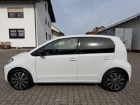 Second-hand VW up! Active 65 CP (47 kW) 2022 Alb Hatchback