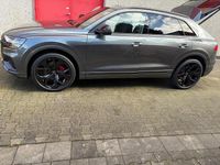 Gebraucht Audi Q8 286 PS (210 kW) 2019 Grau SUV