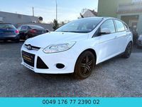 Gebraucht Ford Focus Trend 125 PS (91 kW) 2014 Weiß Limousine