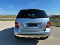 Gebraucht Mercedes ML320 224 PS (164 kW) 2008 Blau SUV