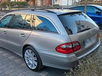 Gebraucht Mercedes E350 Avantgarde 272 PS (200 kW) 2008 Gold Kombi