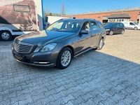 Gebraucht Mercedes E250 204 PS (150 kW) 2011 Indiumgrau  metalliclack Kombi