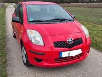 Gebraucht Toyota Yaris 69 PS (50 kW) 2008 Rot Kleinwagen