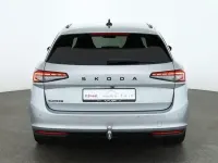 Neu Skoda Superb SportLine 150 PS (110 kW) 2025 Silber Kombi