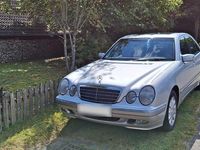 Second-hand Mercedes E200 163 CP (119 kW) 2000 Argintiu Berlinǎ