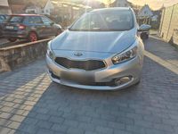Gebraucht Kia Ceed 135 PS (99 kW) 2015 Silber Kleinwagen