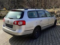 Gebraucht VW Passat 102 PS (75 kW) 2005 Silber Kombi