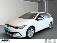 Gebraucht VW Golf VIII Life 150 PS (110 kW) 2024 Weiß Kombi