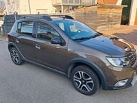 Gebraucht Dacia Sandero Stepway 90 PS (66 kW) 2018 Braun Limousine