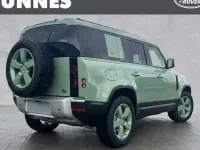 Gebraucht Land Rover Defender 75th Limited Edition 304 PS (223 kW) 2024 Grasmeregreen metallic SUV