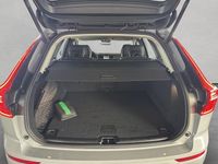 Gebraucht Volvo XC60 Core 250 PS (183 kW) 2024 Vapour grey SUV