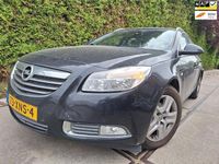 Gebraucht Opel Insignia Edition 131 PS (96 kW) 2012 Schwarz Kombi