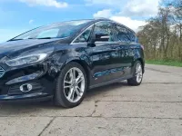 Gebraucht Ford S-MAX Titanium 180 PS (132 kW) 2017 Schwarz Van / Kleinbus