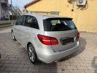 Gebraucht Mercedes B200 136 PS (100 kW) 2018 Silber Van / Kleinbus