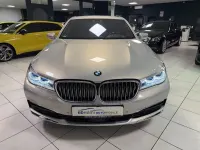Gebraucht BMW 750 Executive 449 PS (330 kW) 2017 Silber Limousine