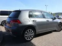 Gebraucht VW Golf VII Highline 150 PS (110 kW) 2019 Grau Limousine