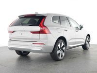 Gebraucht Volvo XC60 Plus 253 PS (186 kW) 2025 Silver dawn / metallic SUV