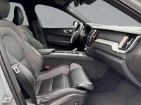 Gebraucht Volvo XC60 Plus 197 PS (144 kW) 2023 Grau SUV