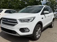 Gebraucht Ford Kuga Titanium 150 PS (110 kW) 2018 Weiß SUV