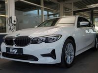 Gebraucht BMW 320 Advantage 184 PS (135 kW) 2020 Weiß Limousine